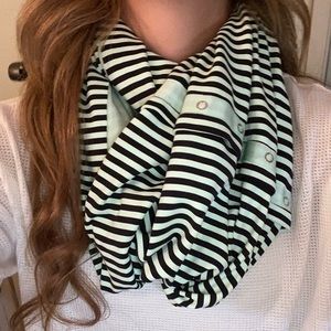 lulu scarf striped